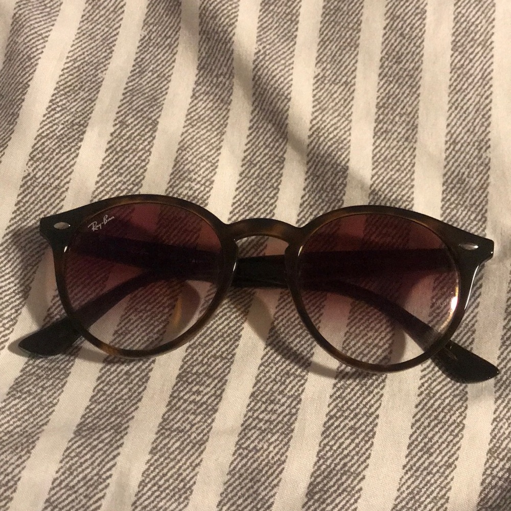 Ray-Ban Sunglasses 😎
